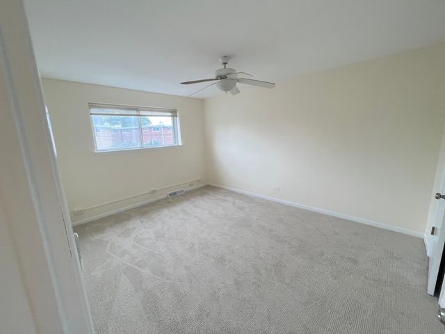 501 E Prospect Avenue 2B, Mount Prospect, IL 60056