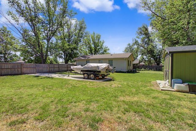 409 N Emporia, Valley Center, KS 67147