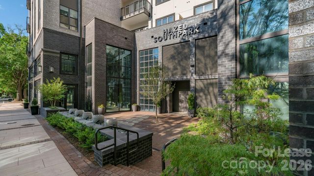 4401 Barclay Downs Drive B1, Charlotte, NC 28211
