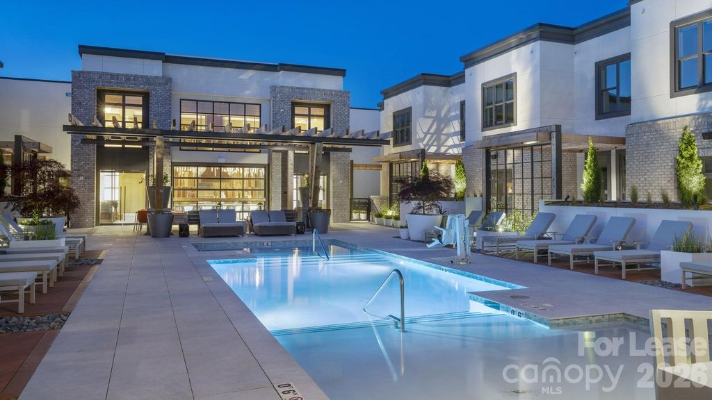 4401 Barclay Downs Drive B1, Charlotte, NC 28211