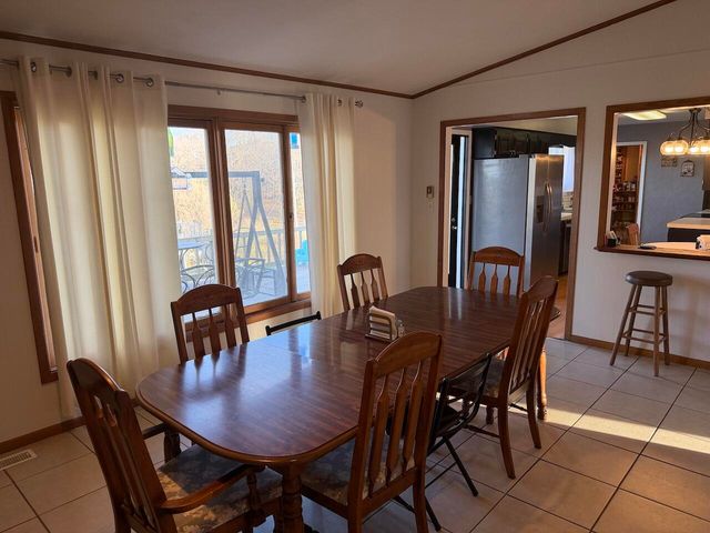 1112 N Walnut Street, Willow Springs, MO 65793