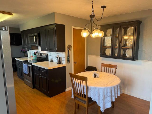 1112 N Walnut Street, Willow Springs, MO 65793