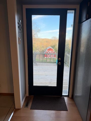 1112 N Walnut Street, Willow Springs, MO 65793