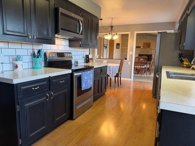 1112 N Walnut Street, Willow Springs, MO 65793