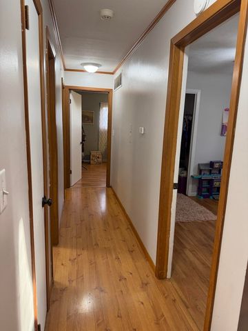 1112 N Walnut Street, Willow Springs, MO 65793