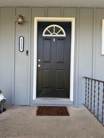 1112 N Walnut Street, Willow Springs, MO 65793