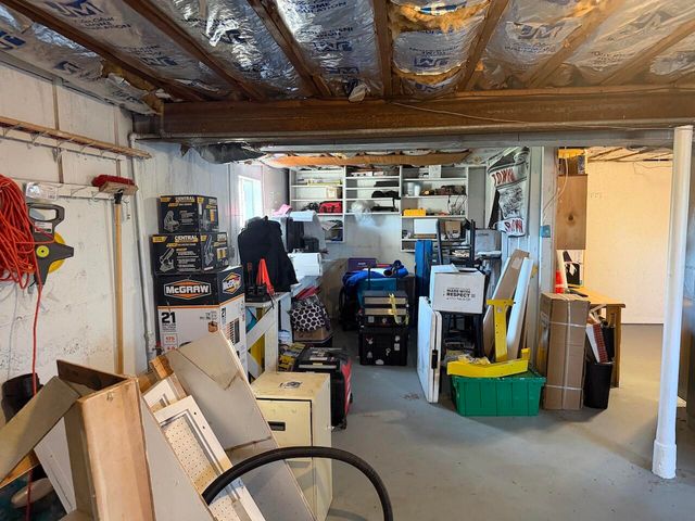 1112 N Walnut Street, Willow Springs, MO 65793