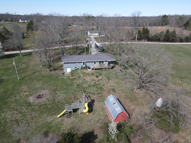 1112 N Walnut Street, Willow Springs, MO 65793