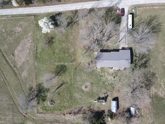 1112 N Walnut Street, Willow Springs, MO 65793