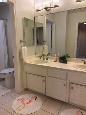1225 Riesling Cir., Livermore, CA 94550