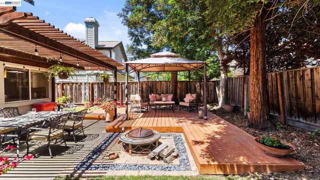 1225 Riesling Cir., Livermore, CA 94550