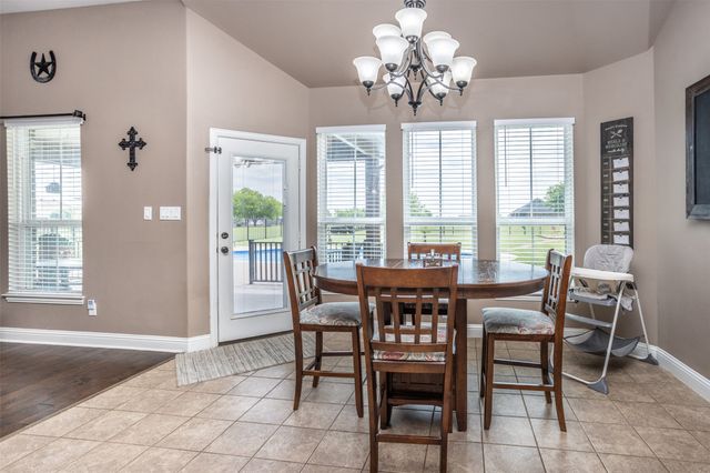 11210 Lakecrest Drive, Sanger, TX 76266