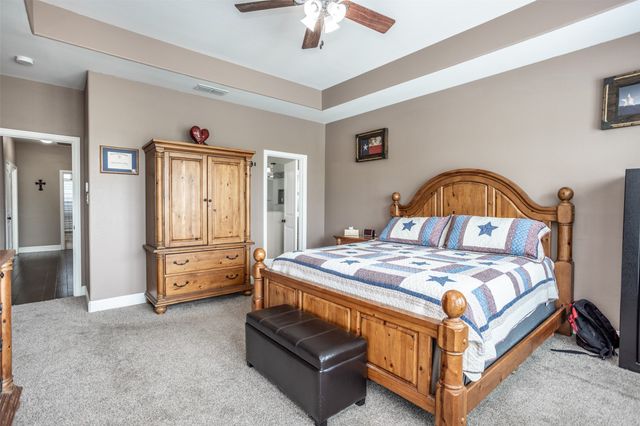 11210 Lakecrest Drive, Sanger, TX 76266