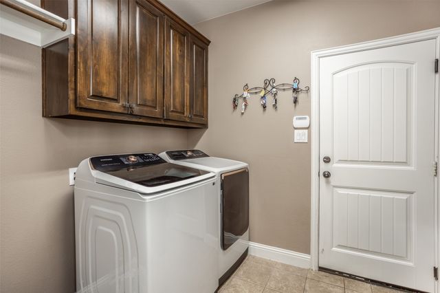 11210 Lakecrest Drive, Sanger, TX 76266