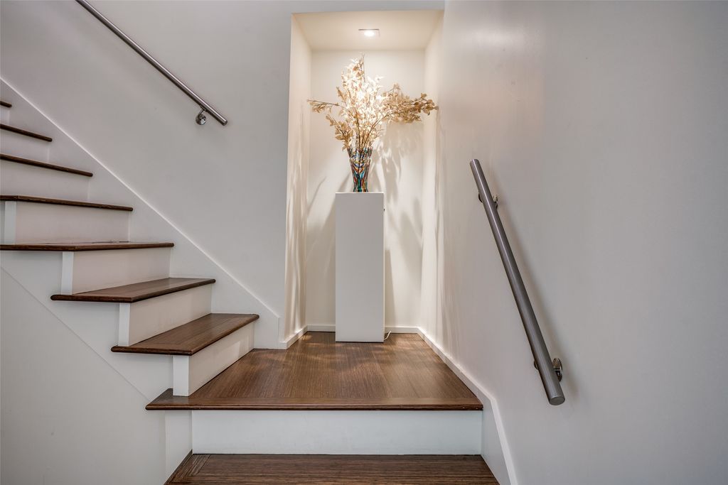 4611 Travis Street 809A, Dallas, TX 75205