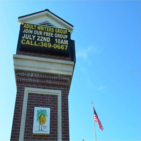 9245 35TH WAY N, Pinellas Park, FL 33782