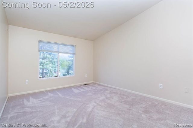 955 Sandalwood Drive, Troy, MI 48085