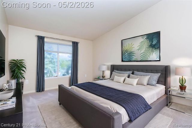 955 Sandalwood Drive, Troy, MI 48085