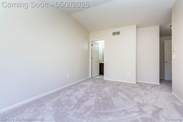 955 Sandalwood Drive, Troy, MI 48085