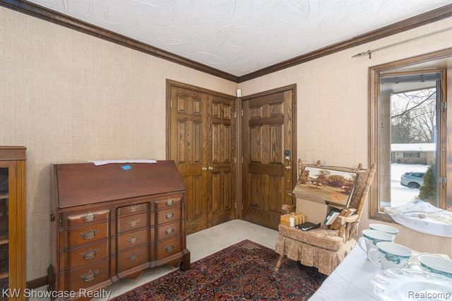 1680 Seminole Trail, Lake Orion, MI 48362