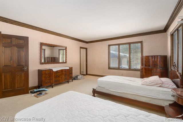 1680 Seminole Trail, Lake Orion, MI 48362