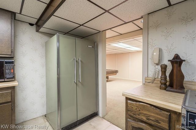 1680 Seminole Trail, Lake Orion, MI 48362