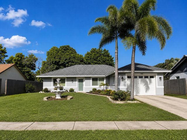 7434 Thatcher Avenue, Lake Worth, FL 33462