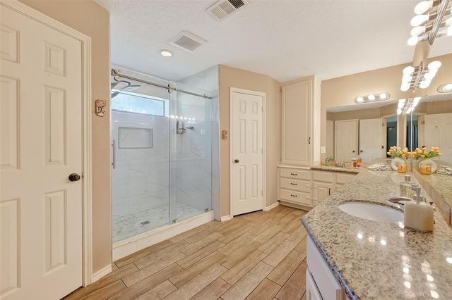 1214 Bittersweet Drive, Richmond, TX 77406