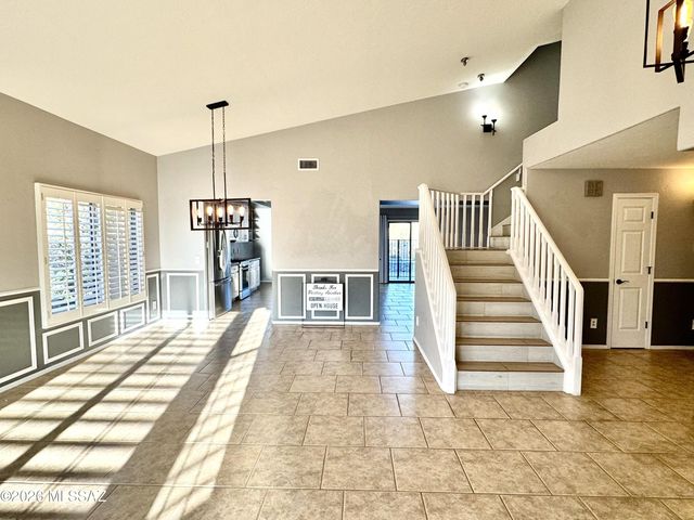 12768 N Lantern Way, Oro Valley, AZ 85755