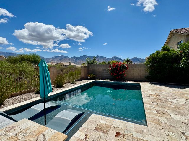 12768 N Lantern Way, Oro Valley, AZ 85755
