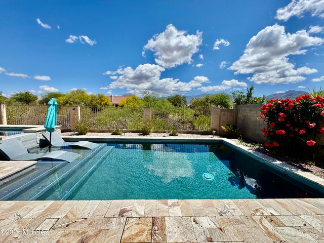 12768 N Lantern Way, Oro Valley, AZ 85755