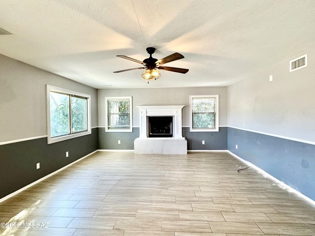 12768 N Lantern Way, Oro Valley, AZ 85755