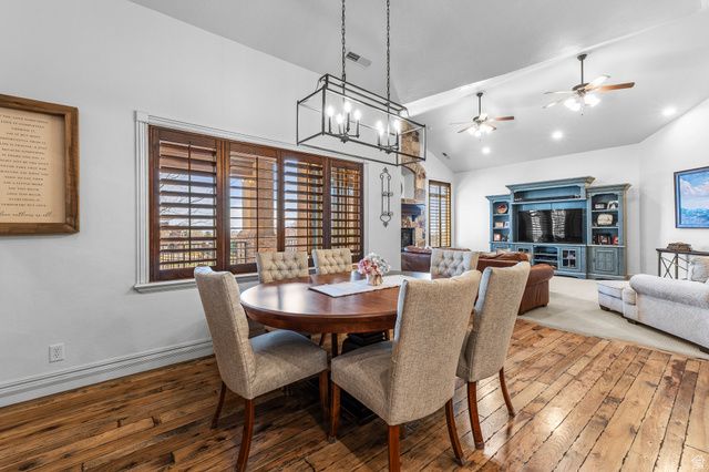 1582 HIDDEN SPRINGS PKWY, Fruit Heights, UT 84037