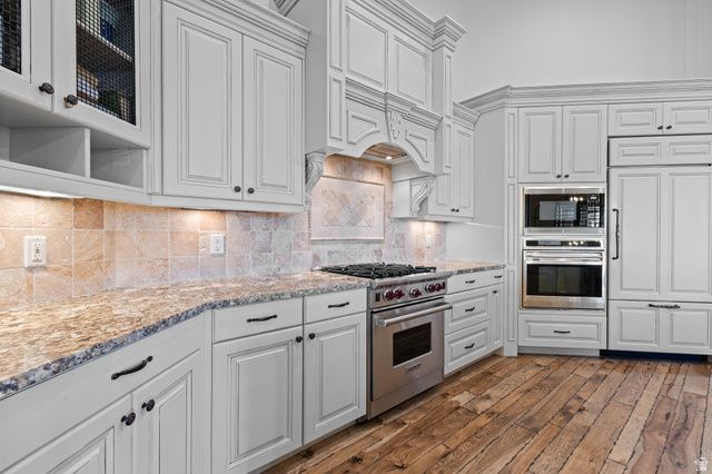 1582 HIDDEN SPRINGS PKWY, Fruit Heights, UT 84037