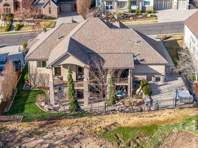 1582 HIDDEN SPRINGS PKWY, Fruit Heights, UT 84037