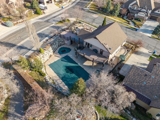 1582 HIDDEN SPRINGS PKWY, Fruit Heights, UT 84037