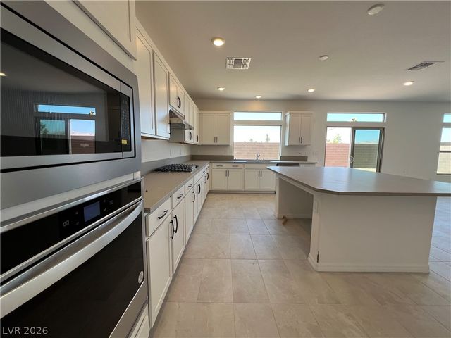 7129 Bold Rock Avenue, Las Vegas, NV 89113