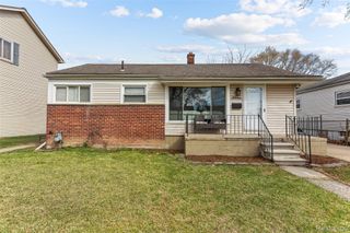 28466 Balmoral Street, Garden City, MI 48135
