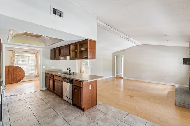 8107 STEEPLECHASE BOULEVARD, Orlando, FL 32818