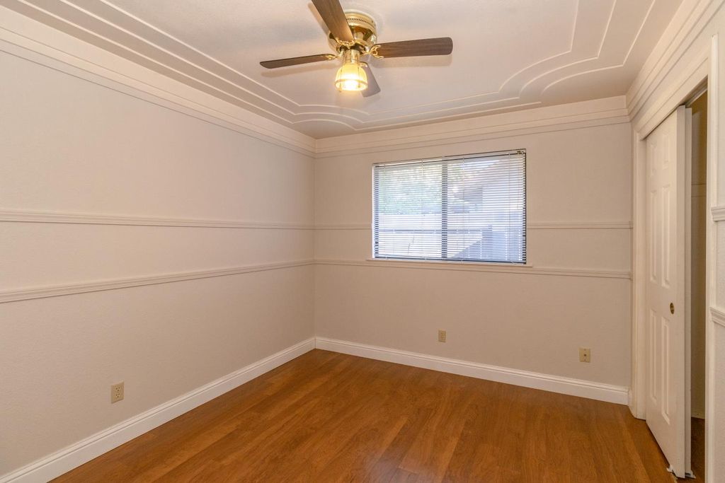 Image 24 of property listing at 6365 N Carica Avenue, Fresno, CA 93722