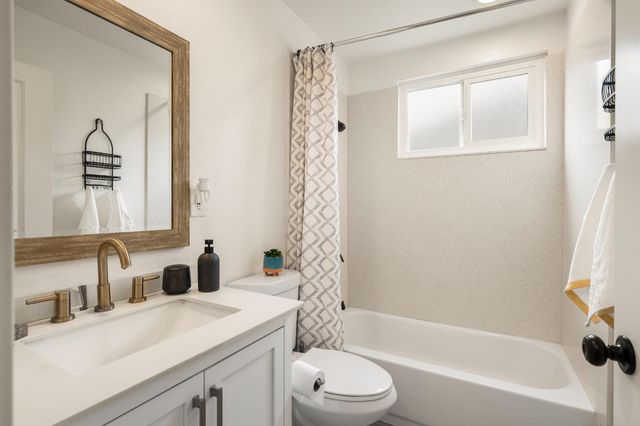 4431 Bouts Pkwy, Sacramento, CA 95823