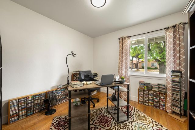 4431 Bouts Pkwy, Sacramento, CA 95823