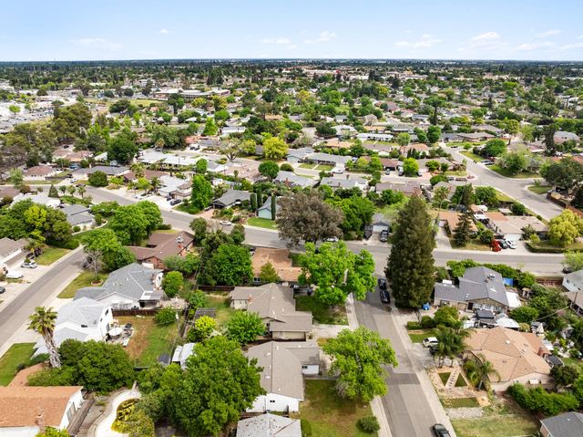 4431 Bouts Pkwy, Sacramento, CA 95823