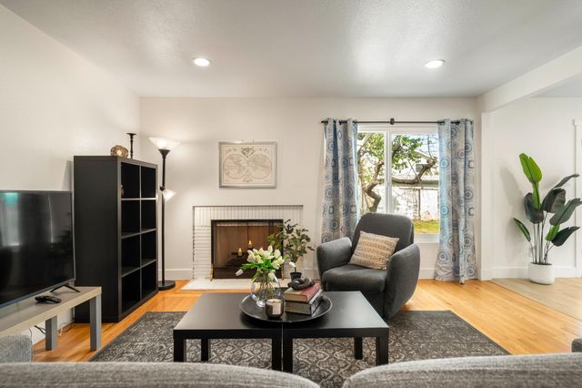 4431 Bouts Pkwy, Sacramento, CA 95823