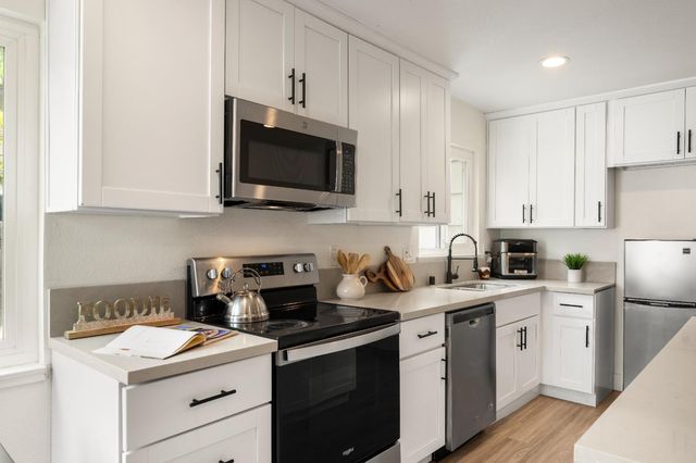 4431 Bouts Pkwy, Sacramento, CA 95823