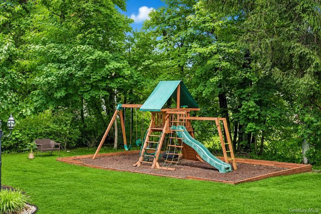 13 Beech Street, Nanuet, NY 10954