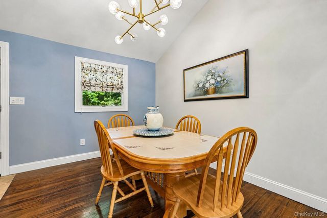 13 Beech Street, Nanuet, NY 10954