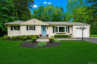 13 Beech Street, Nanuet, NY 10954