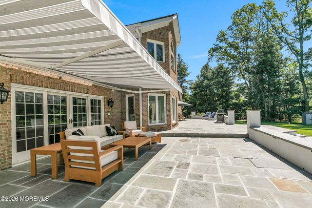 15 Brandywine Lane, Colts Neck, NJ 07722