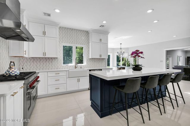 15 Brandywine Lane, Colts Neck, NJ 07722